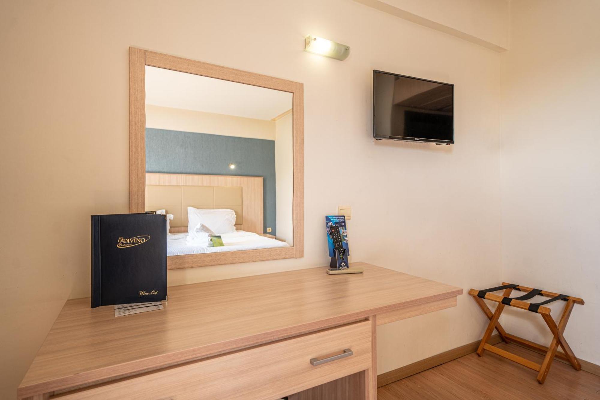 Tselikas Hotel Kozani Oda fotoğraf