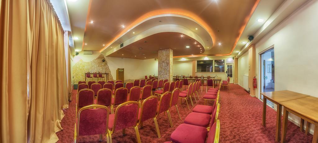 Tselikas Hotel Kozani Dış mekan fotoğraf