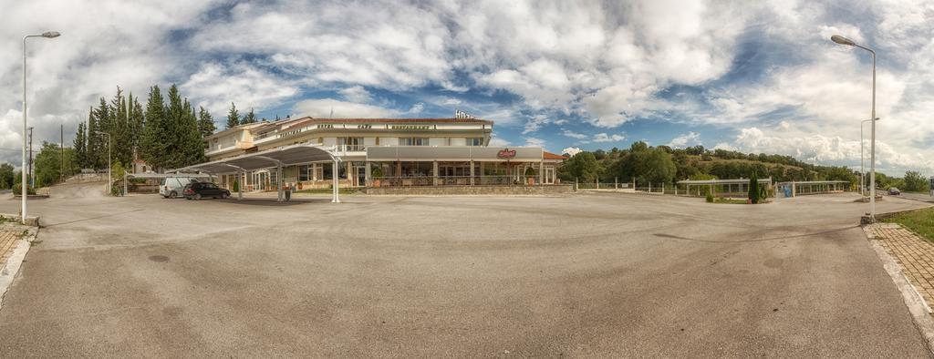 Tselikas Hotel Kozani Dış mekan fotoğraf